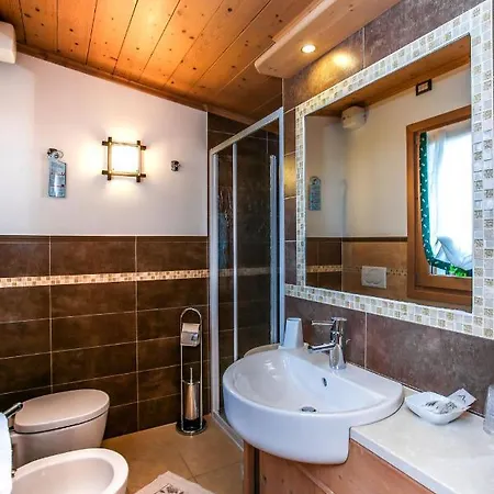 Adele Szálloda Bormio