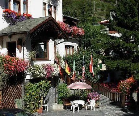 Adele Szálloda Bormio