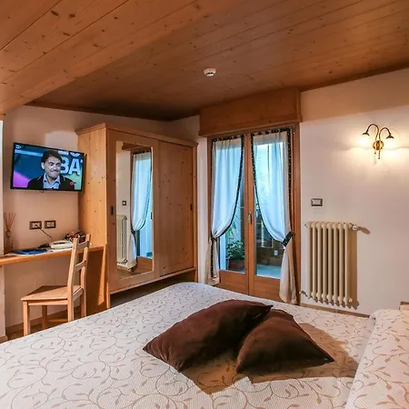 Hotel Adele 3*